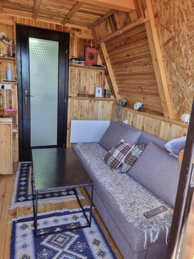 A Pine Vikendica U Srcu Zapadne Srbije Nova Varos